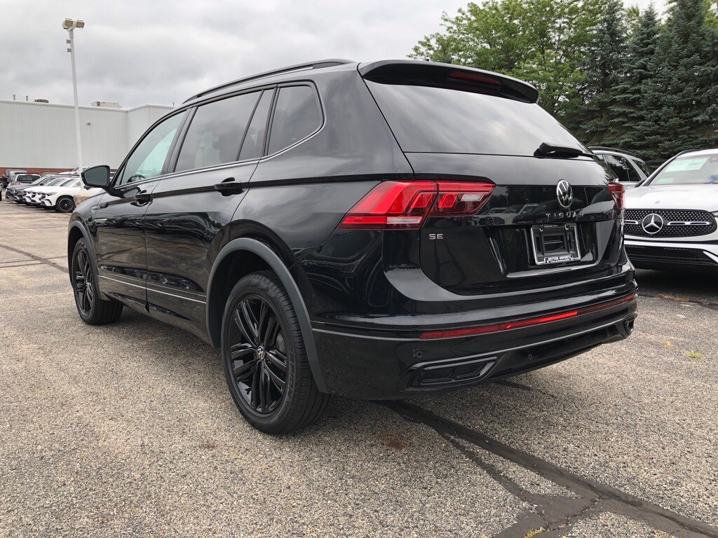 2022 Volkswagen Tiguan SE R-Line Black photo 4