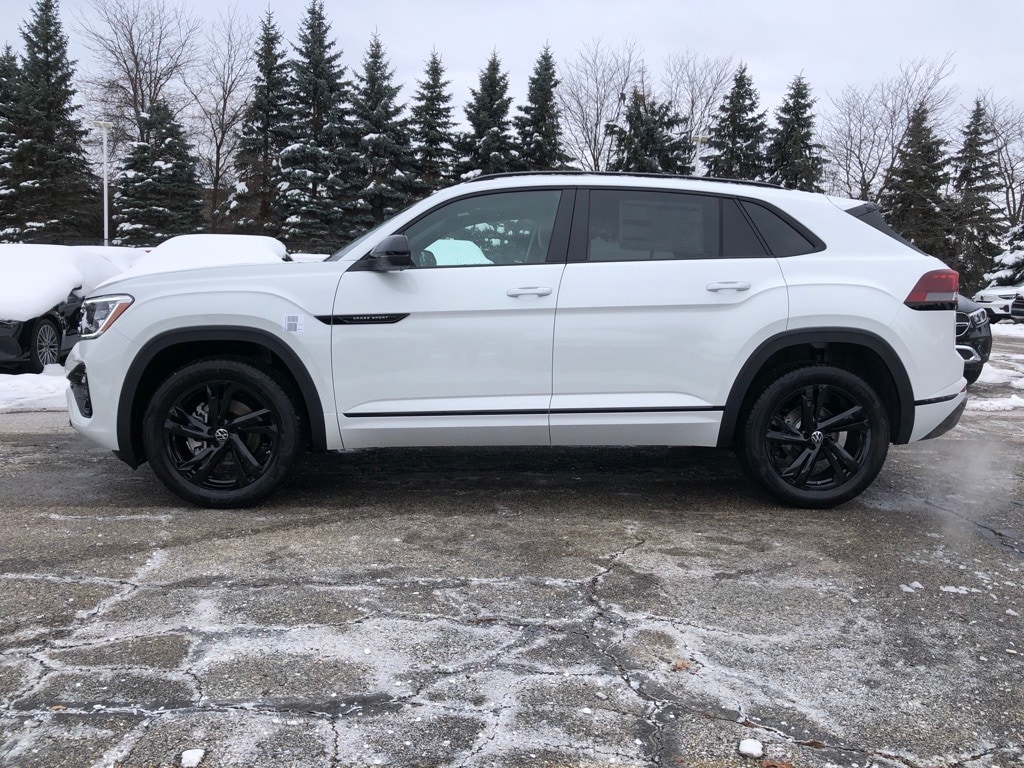 New 2026 Volkswagen Atlas Cross Sport 2.0T SEL R-Line Black SUV