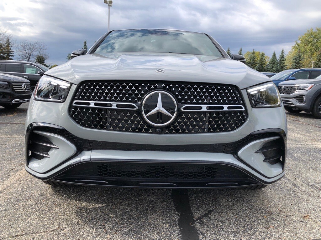 2026 Mercedes Benz GLE 450 4MATIC photo 2