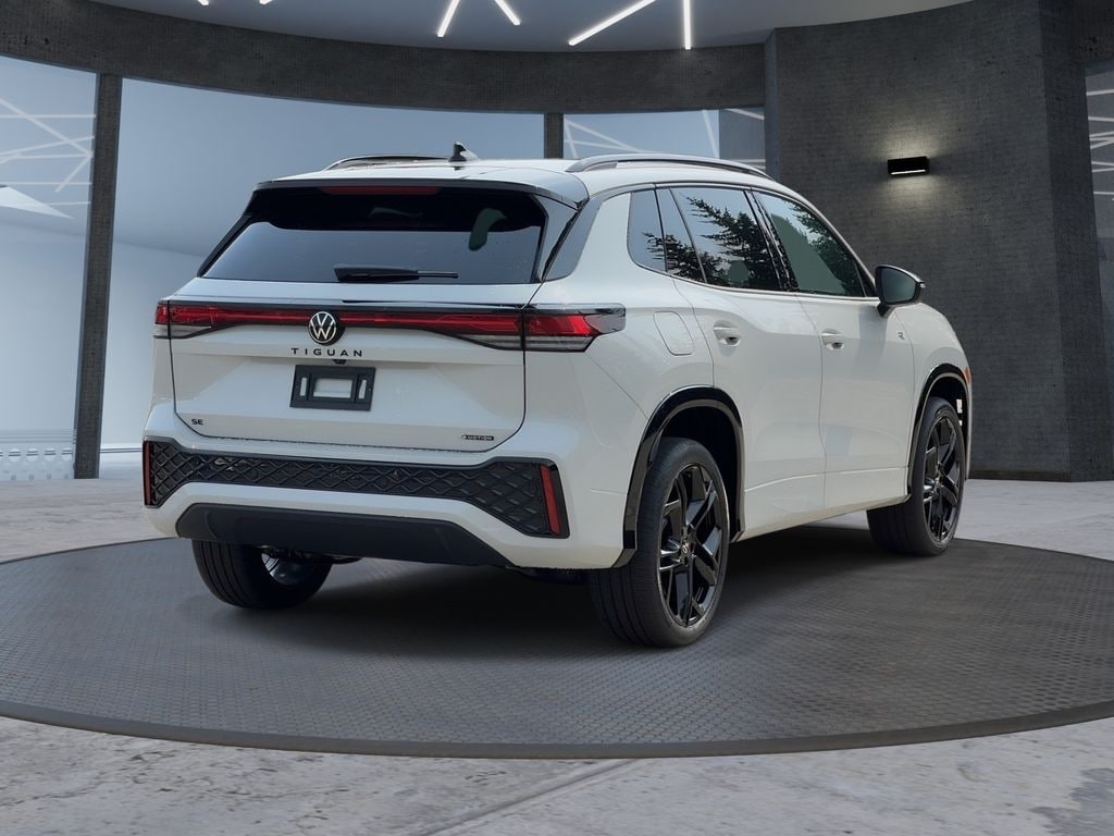 New 2026 Volkswagen Tiguan 2.0T SE R-Line Black SUV