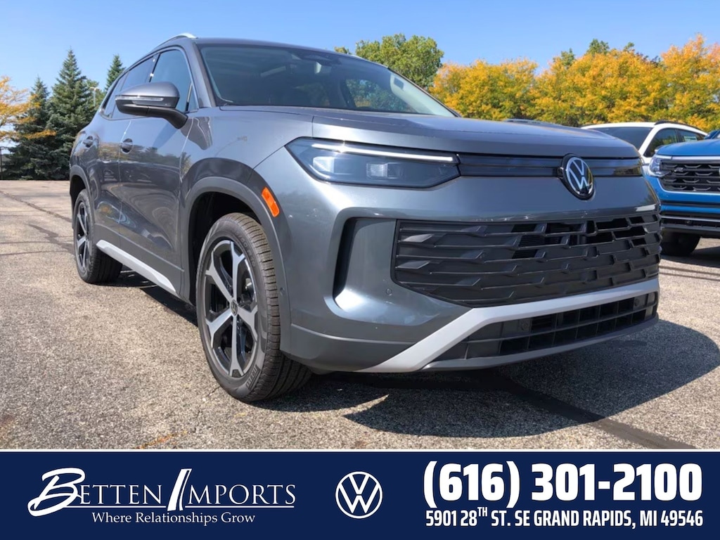 New 2025 Volkswagen Tiguan 2.0T SE SUV