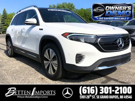 2022 Mercedes-Benz EQB 300 4maticÂ® SUV