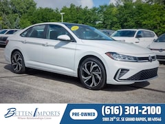 Used 2025 Volkswagen Jetta 1.5T SEL Sedan in Grand Rapids, MI