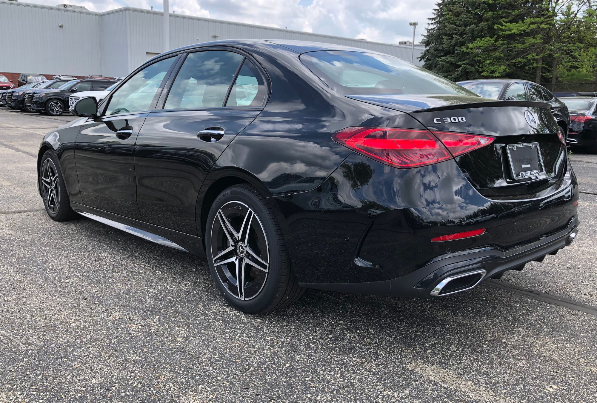 2024 Mercedes Benz C 300 4MATIC Sedan photo 4