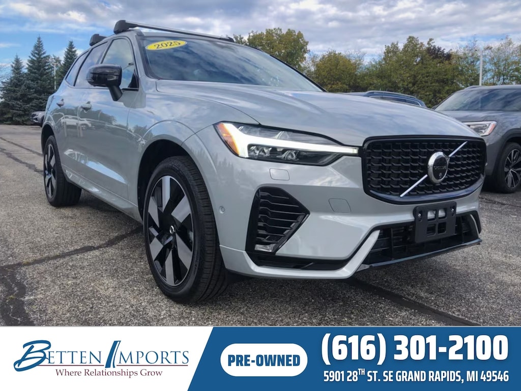 Used 2025 Volvo XC60 plug-in hybrid T8 Plus SUV