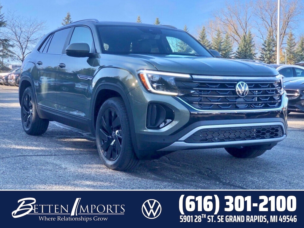 New 2026 Volkswagen Atlas Cross Sport 2.0T SE w/Technology SUV