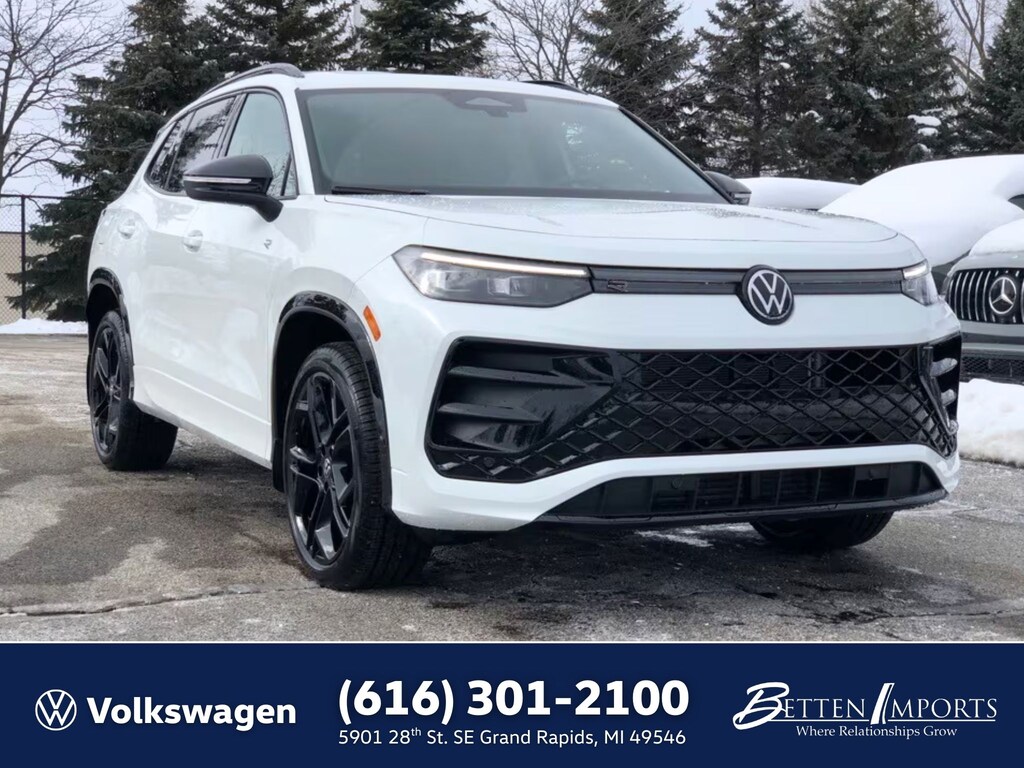 New 2026 Volkswagen Tiguan 2.0T SE R-Line Black SUV