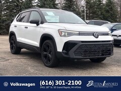 2026 Volkswagen Taos 1.5T SE Black SUV