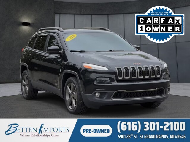 2016 Jeep Cherokee Latitude FWD SUV