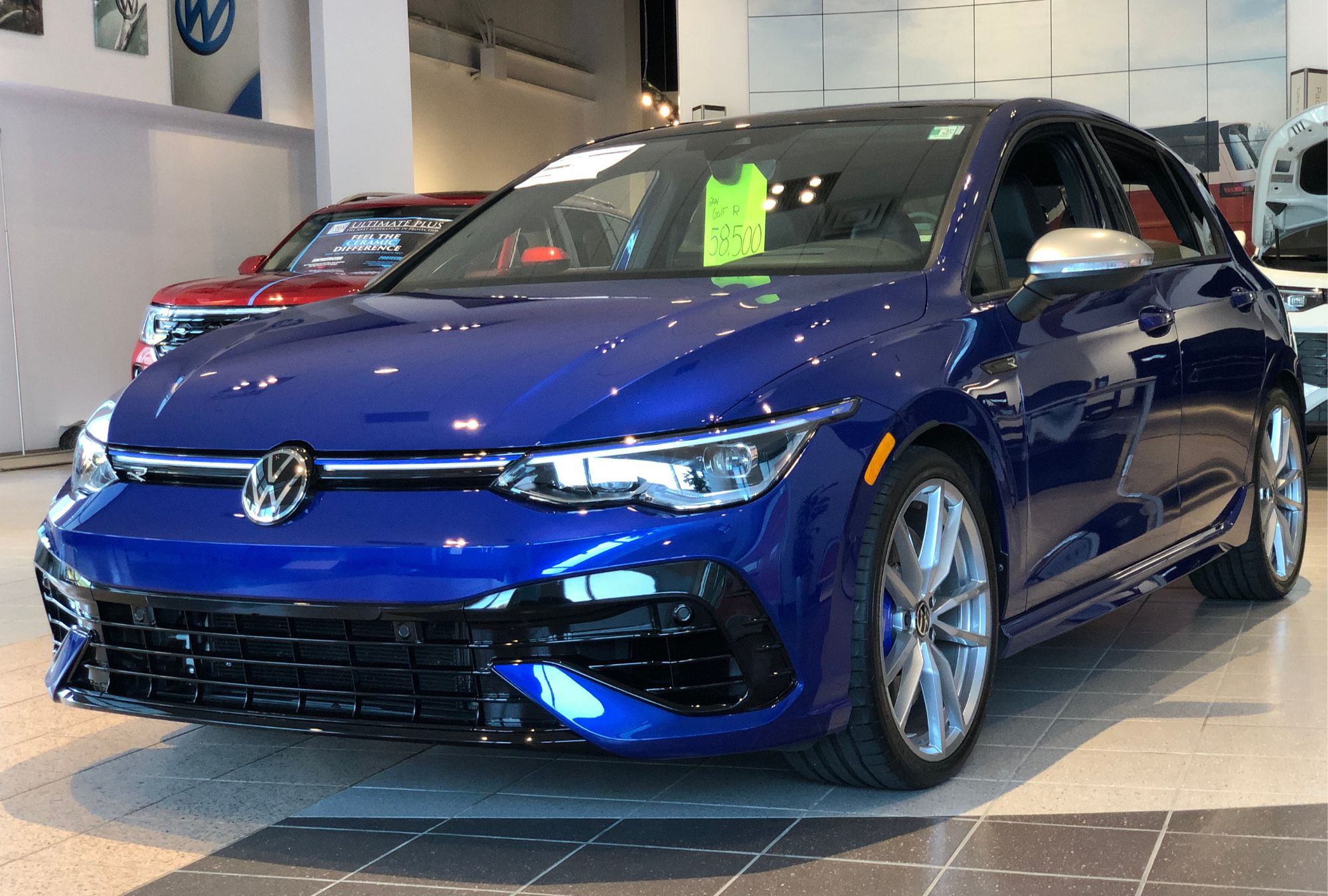 2024 Volkswagen Golf R photo 2