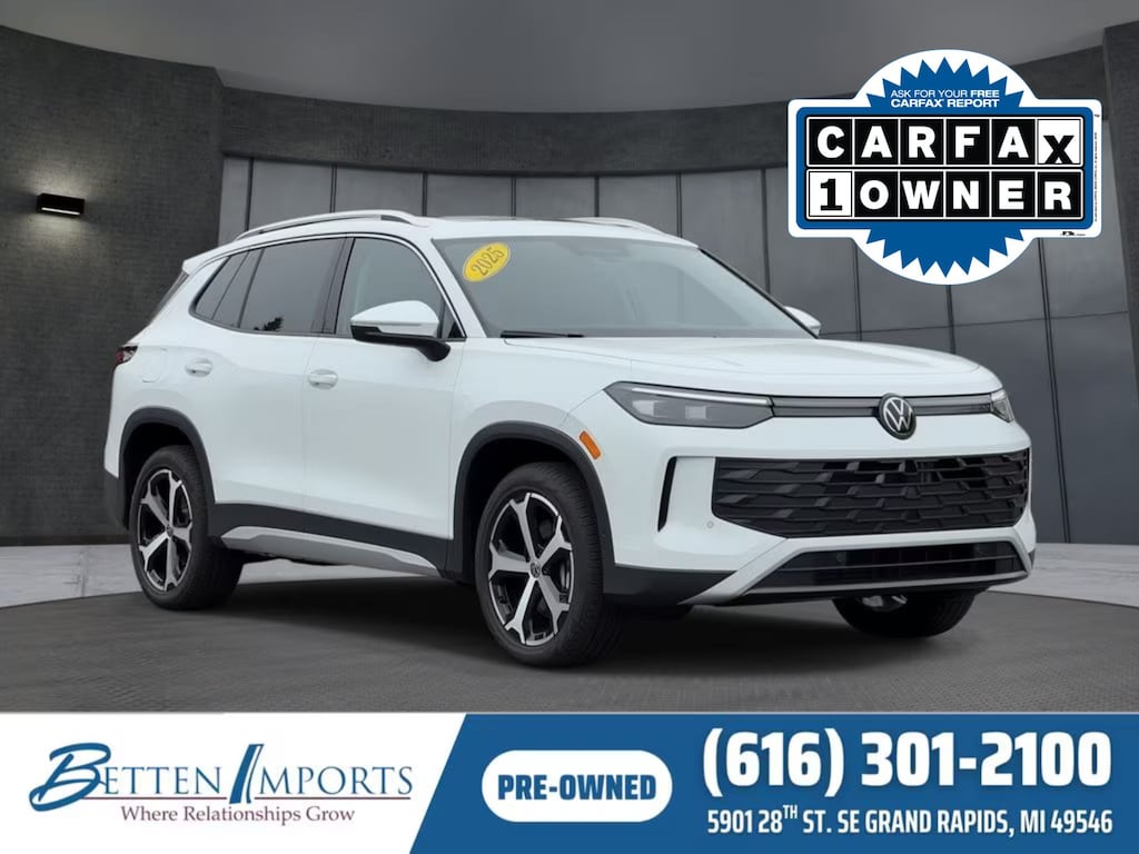 Used 2025 Volkswagen Tiguan 2.0T SE SUV