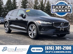 2025 Volvo V60 Cross Country B5 Plus Wagon
