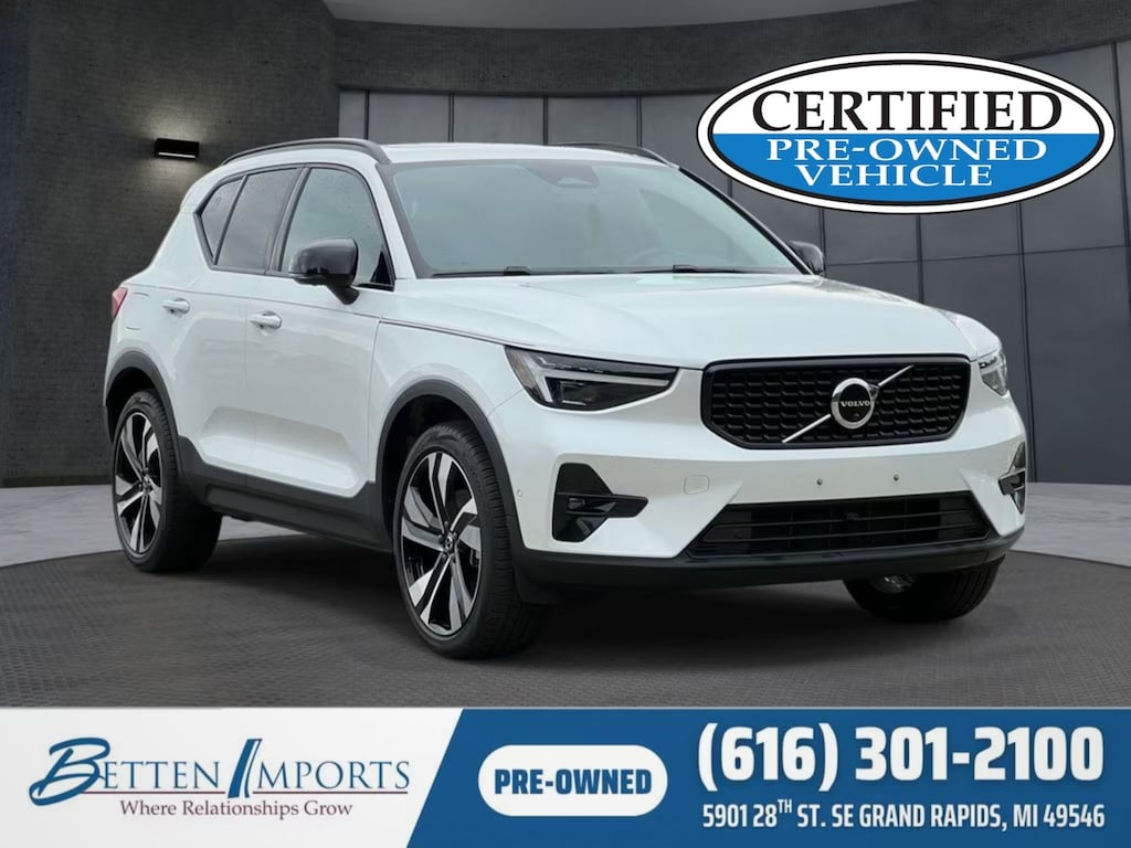 Certified 2023 Volvo XC40 B5 AWD Ultimate Dark SUV