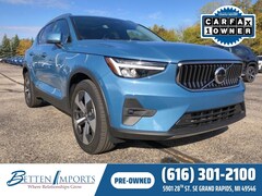 2023 Volvo XC40 B5 AWD Plus Bright SUV