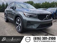 2026 Volvo XC40 B5 Core SUV