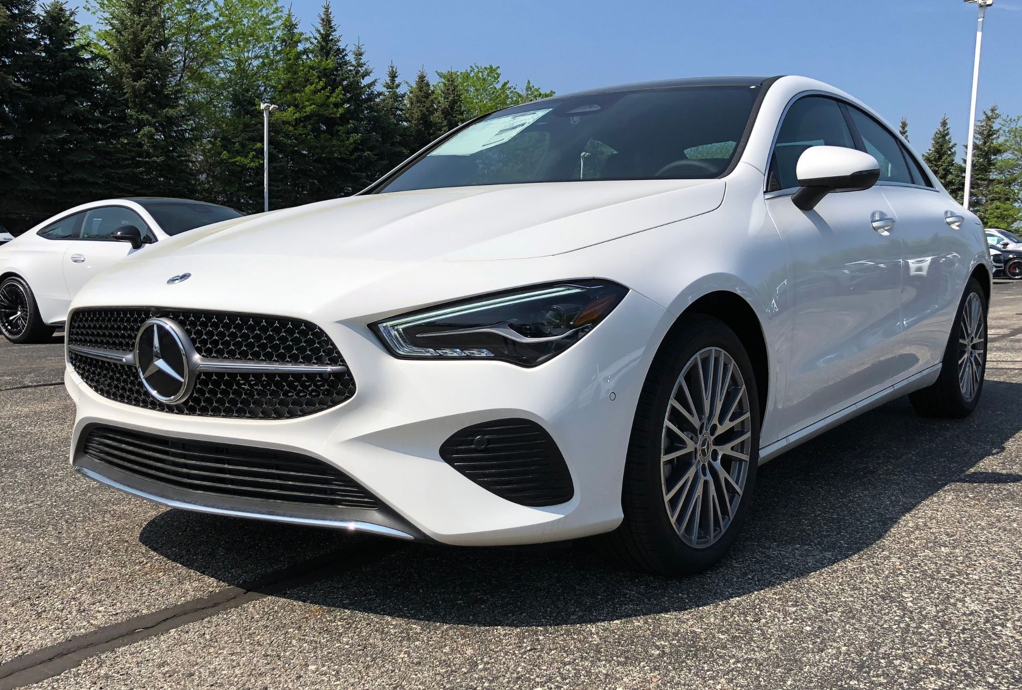 2025 Mercedes Benz CLA 250 4MATIC photo 3