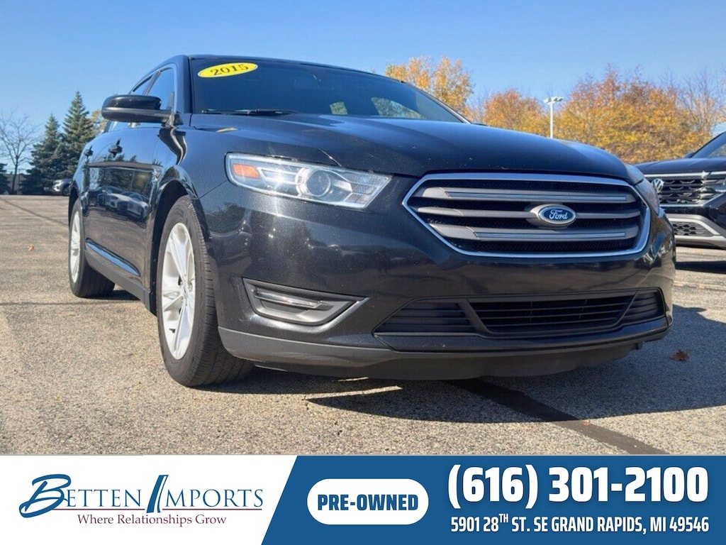 Used 2015 Ford Taurus SEL Sedan