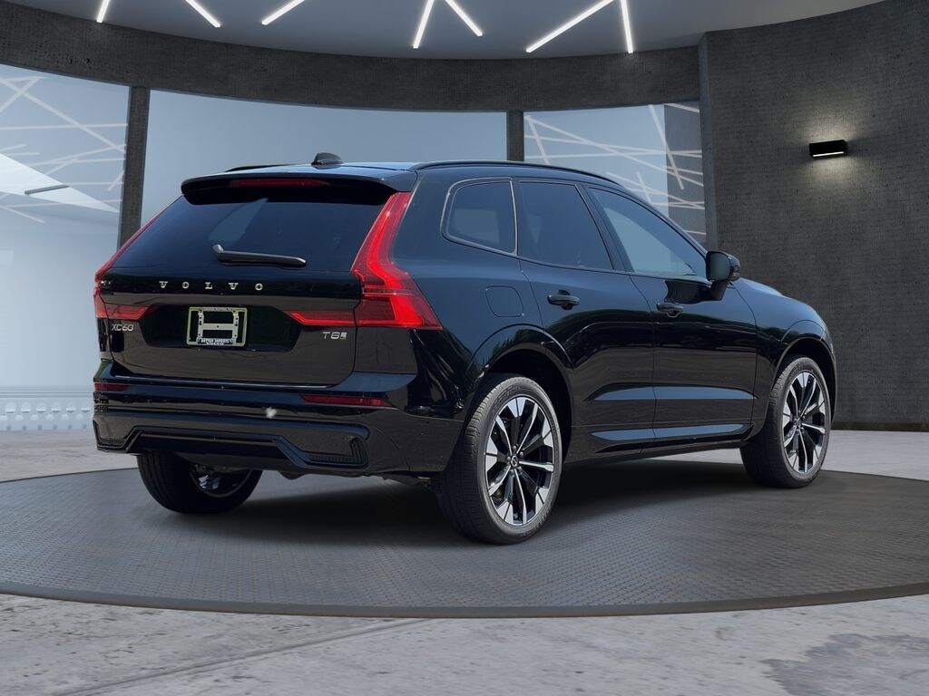 New 2026 Volvo XC60 Plug-In Hybrid T8 Plus SUV