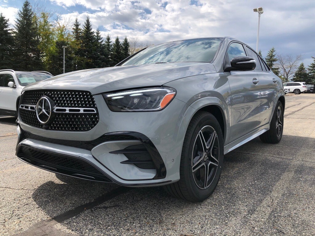 2026 Mercedes Benz GLE 450 4MATIC photo 3