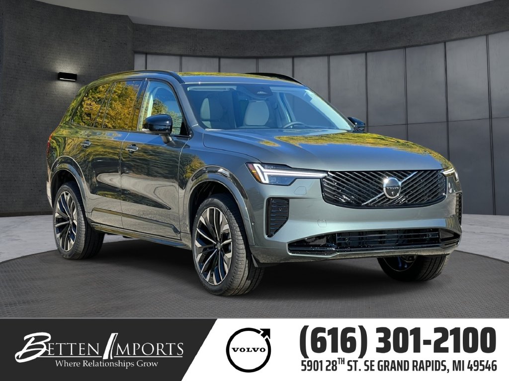 Forest Lake 2027 Volvo XC90 SUV / Crossover All-Wheel Drive Automatic