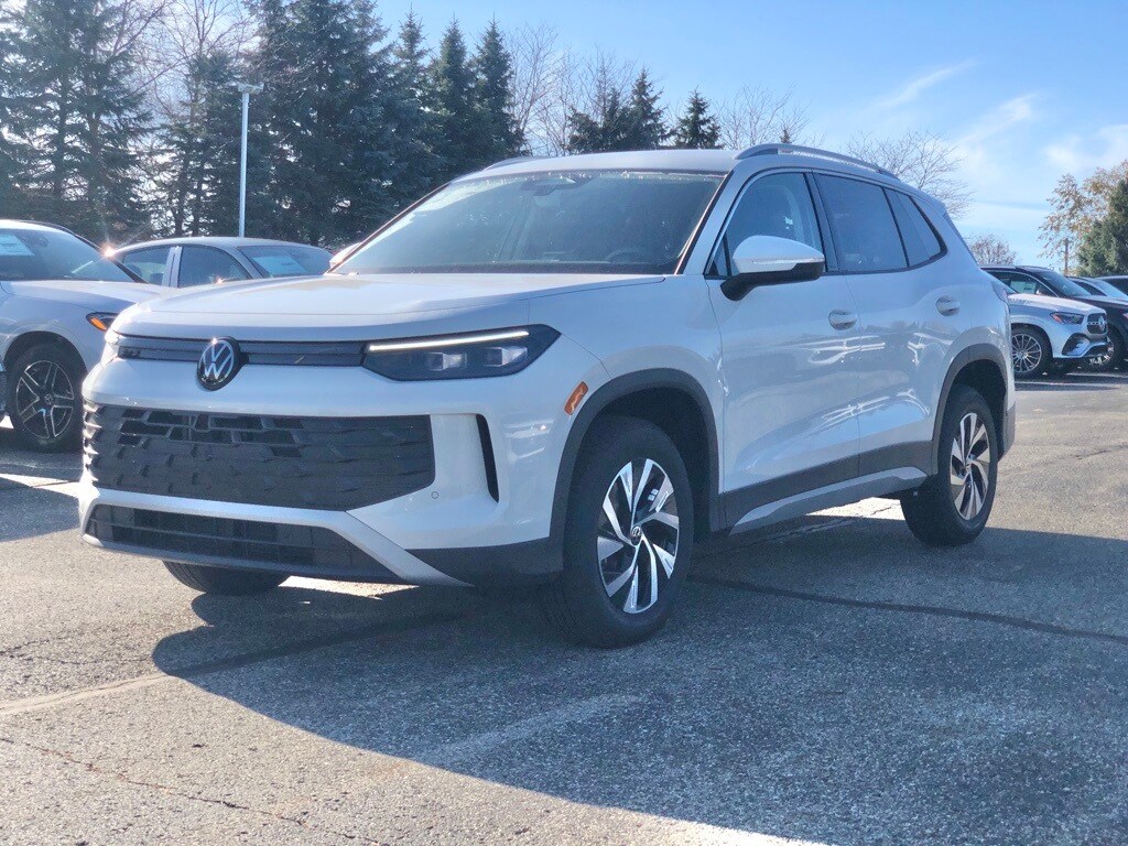 2026 Volkswagen Tiguan S photo 2