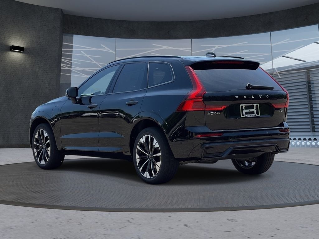New 2026 Volvo XC60 Plug-In Hybrid T8 Plus SUV
