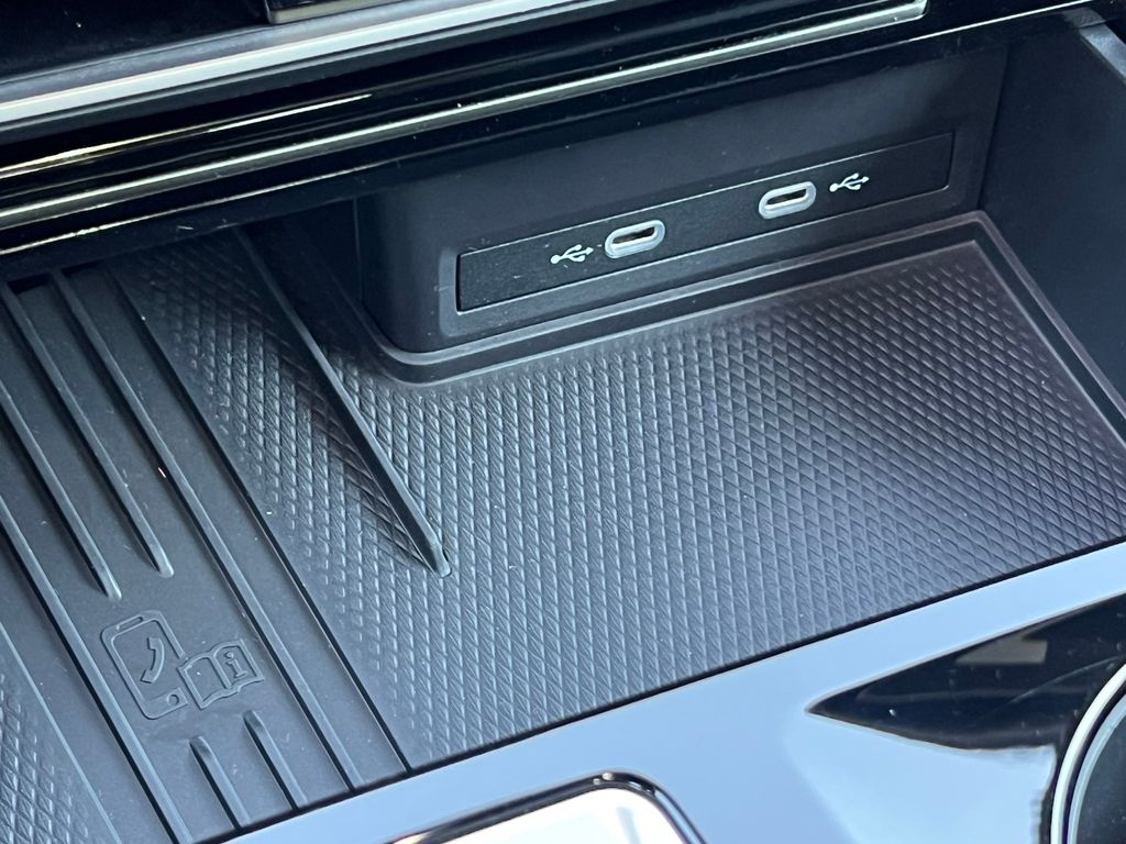 2025 Volkswagen Atlas Cross Sport SEL - Photo 29