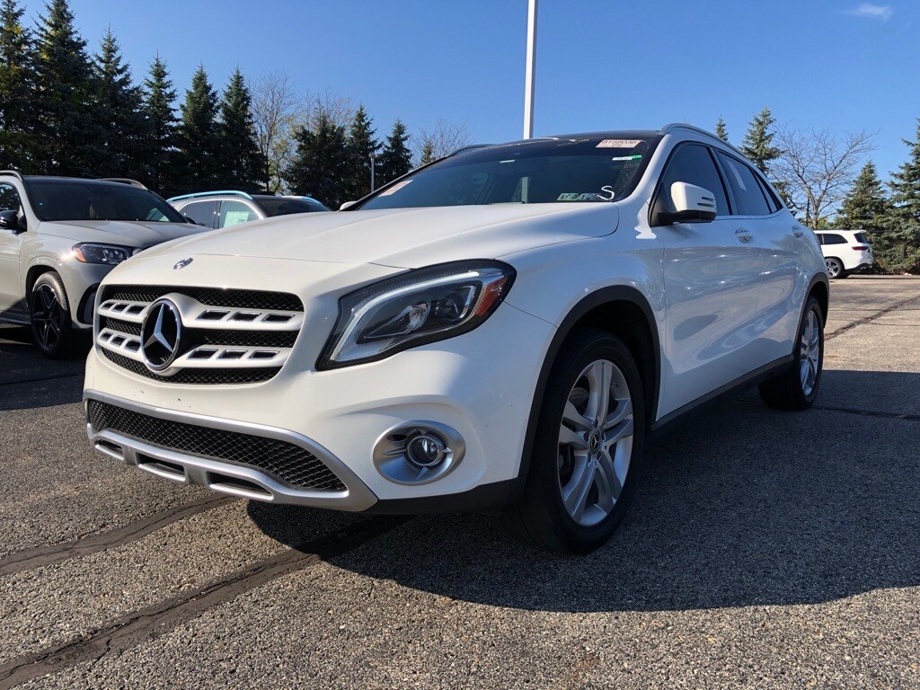 2018 Mercedes Benz GLA 250 4MATIC photo 3