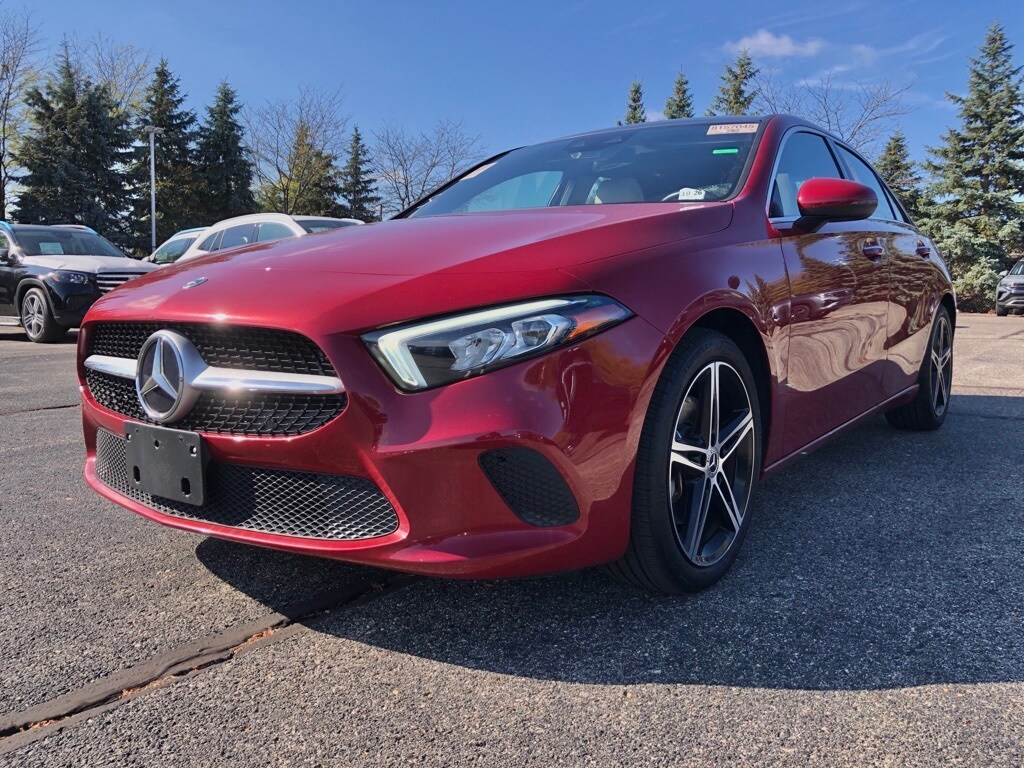 2021 Mercedes Benz A 220 4MATIC photo 3