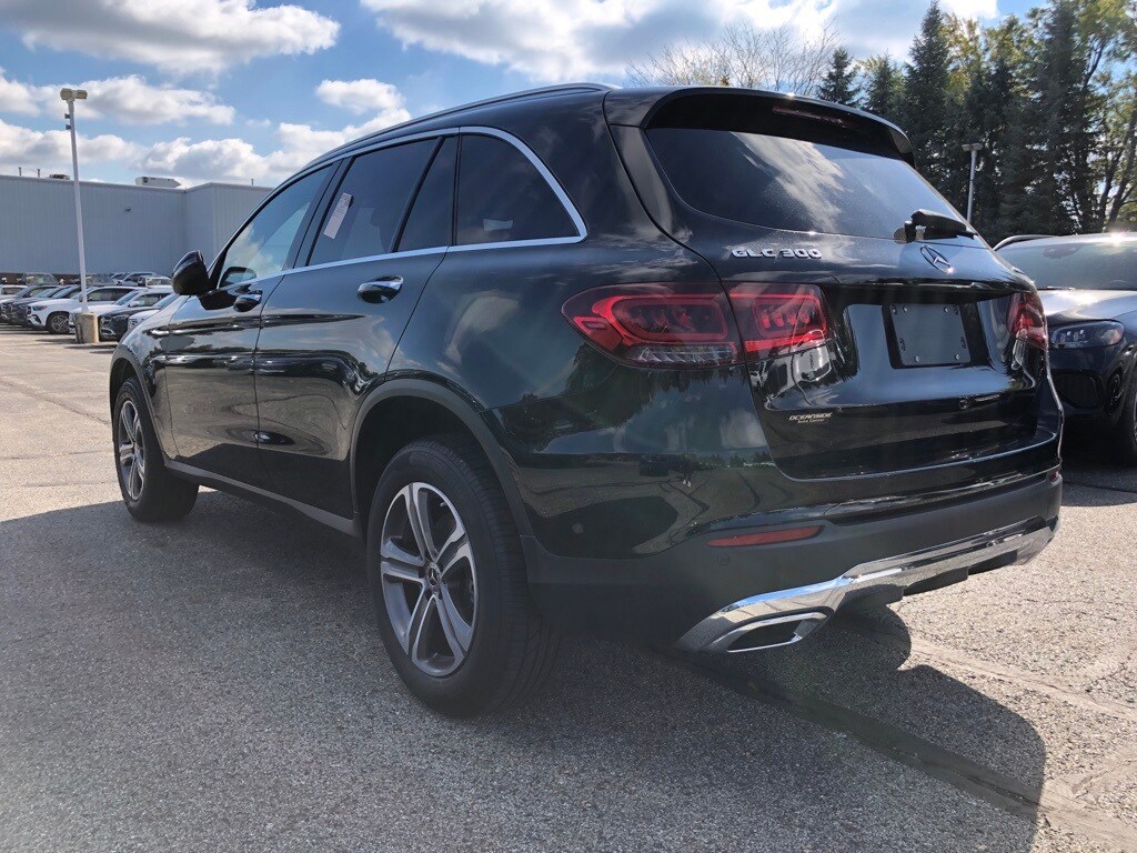 2022 Mercedes Benz GLC 300 4MATIC photo 4