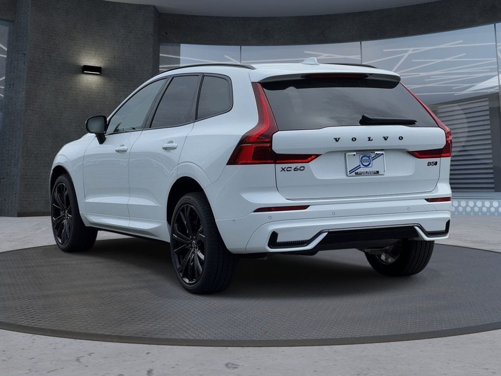 New 2026 Volvo XC60 B5 Ultra Black Edition SUV