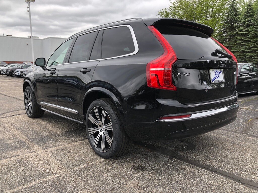 2025 Volvo XC90 Plus photo 4