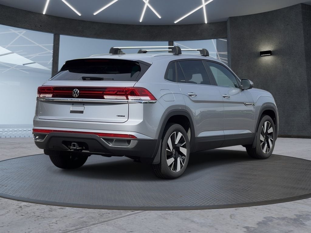 New 2025 Volkswagen Atlas Cross Sport 2.0T SE w/Technology SUV