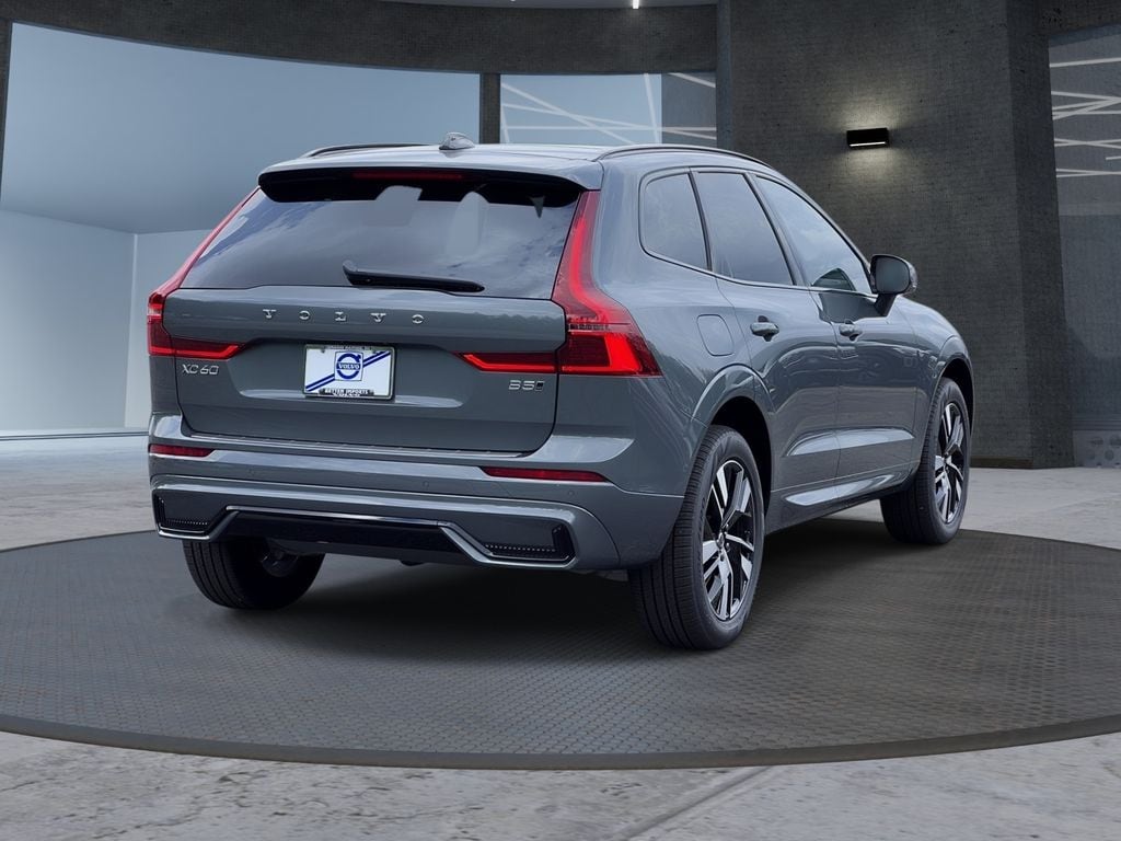 New 2026 Volvo XC60 B5 Core SUV