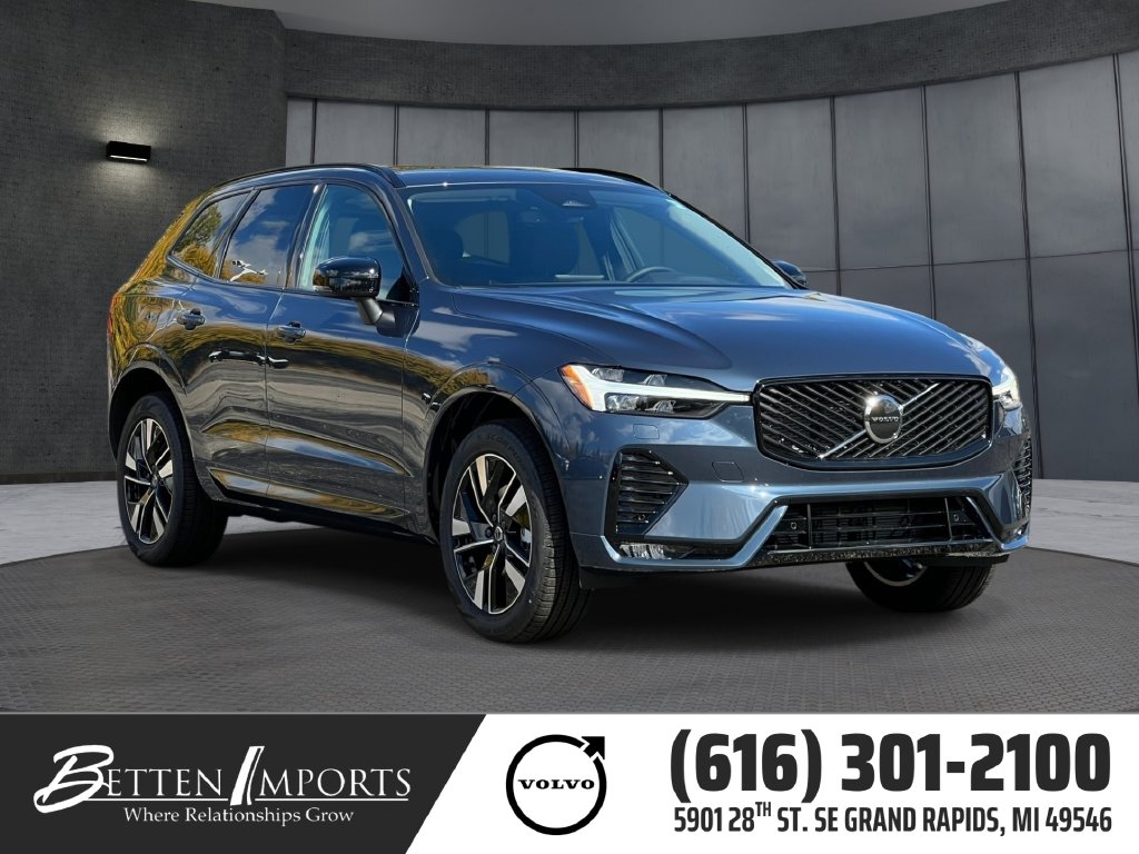 2027 Volvo XC60 B5 Core SUV