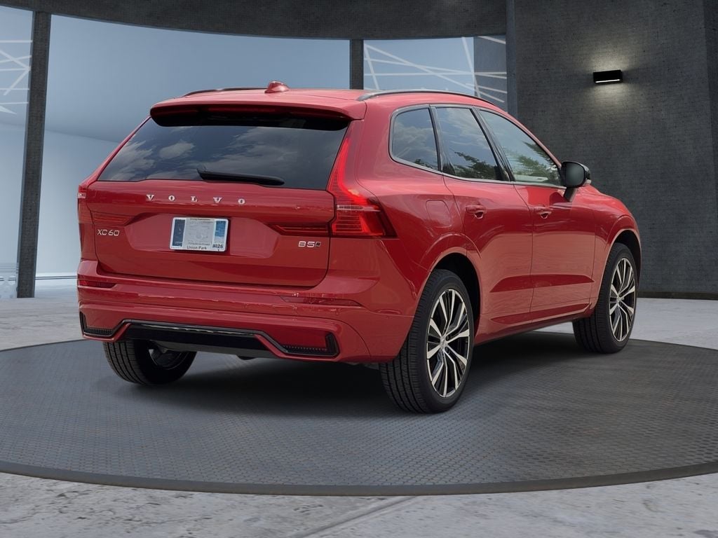 Used 2025 Volvo XC60 B5 Ultra SUV