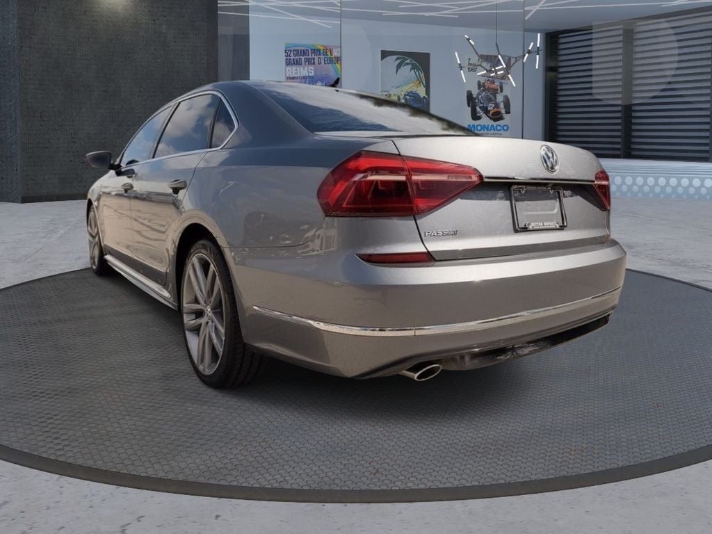 Used 2017 Volkswagen Passat 1.8T R-Line Sedan