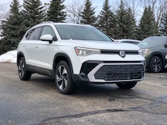 2025 Volkswagen Taos 1.5T SE SUV