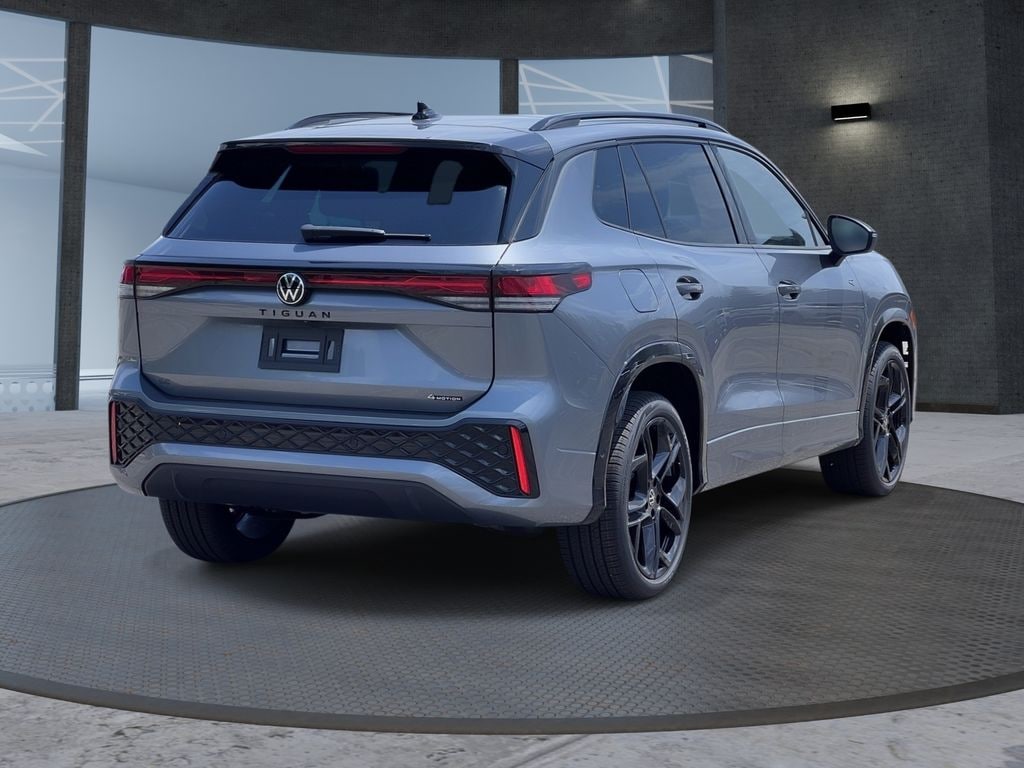 New 2026 Volkswagen Tiguan 2.0T SE R-Line Black SUV