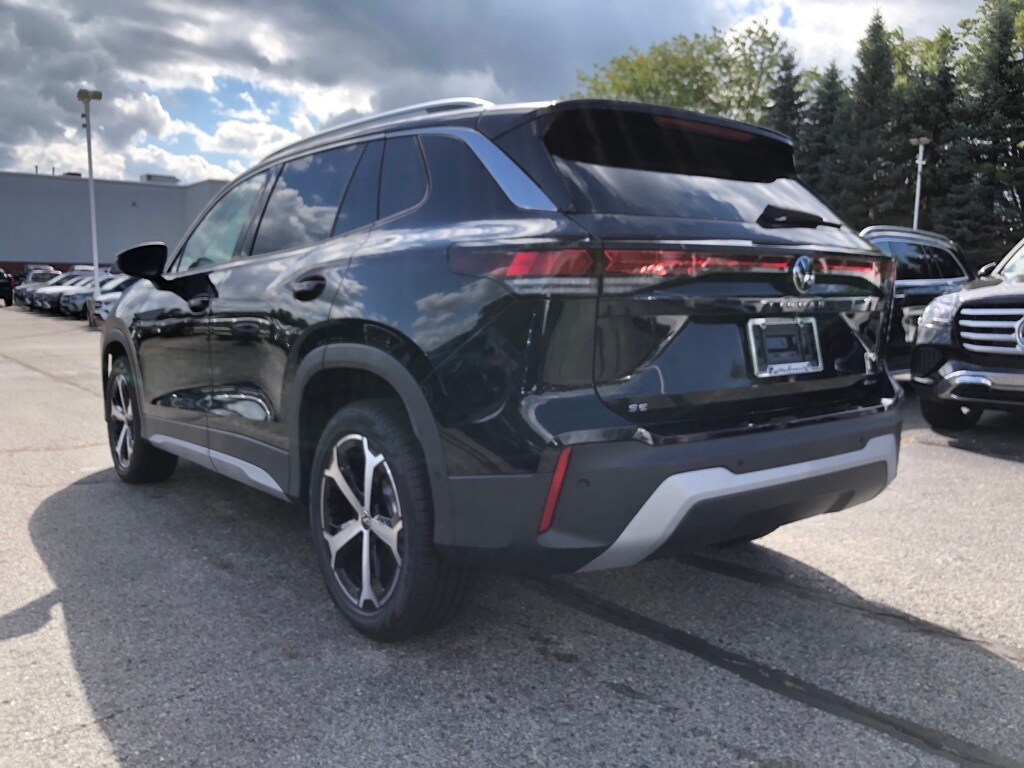 2025 Volkswagen Tiguan SE photo 3