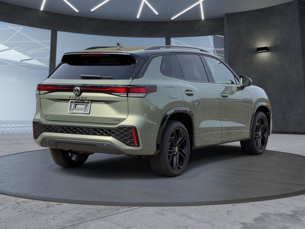 New 2026 Volkswagen Tiguan 2.0T SE R-Line Black SUV