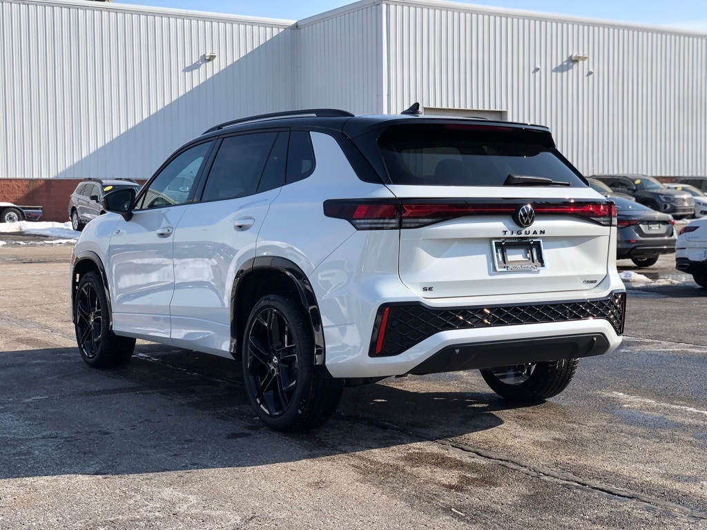 New 2026 Volkswagen Tiguan 2.0T SE R-Line Black SUV