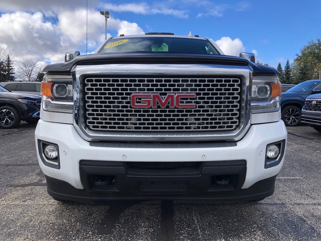 Used 2016 GMC Sierra 2500HD Denali Truck