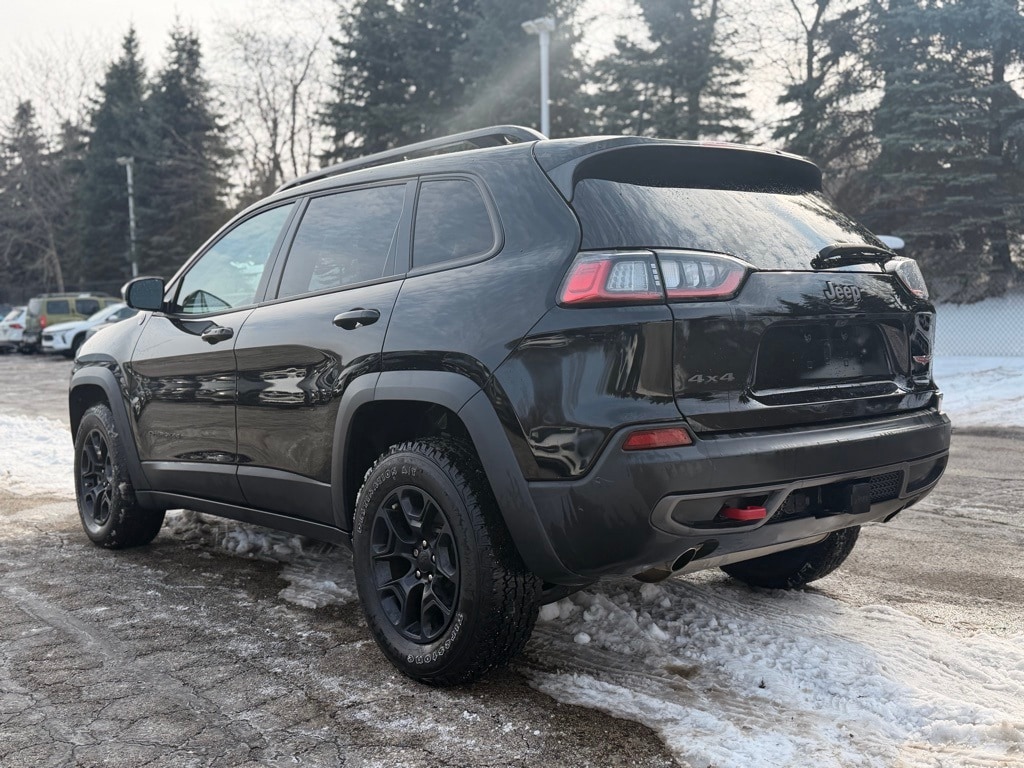 Used 2022 Jeep Cherokee Trailhawk SUV