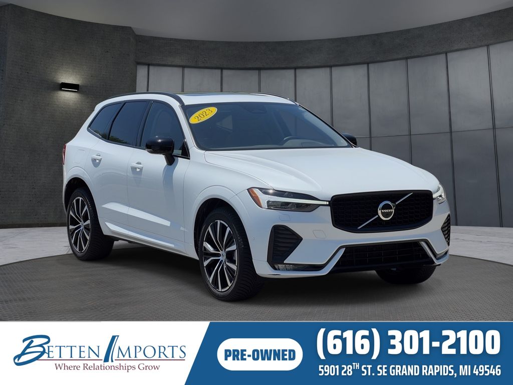 2023 Volvo XC60 B5 Plus Dark Theme FWD's photo