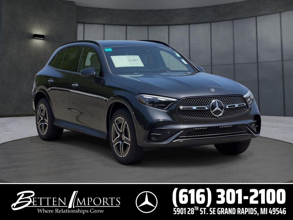 2026 Mercedes-Benz GLC GLC 300 4MATIC's photo