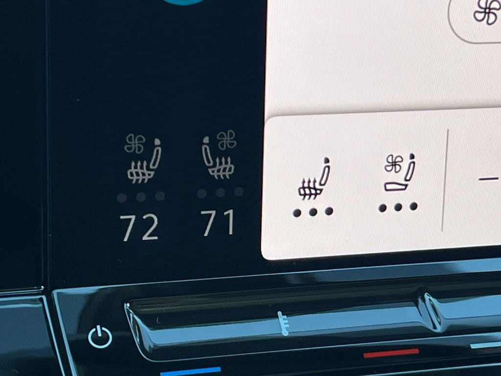 2025 Volkswagen Atlas SEL Premium R-Line - Photo 33