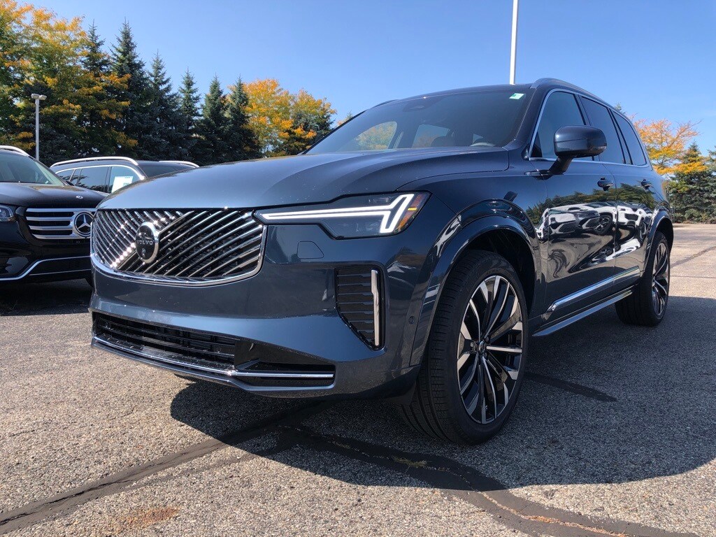 Used 2026 Volvo XC90 B6 Plus 7-Seater SUV