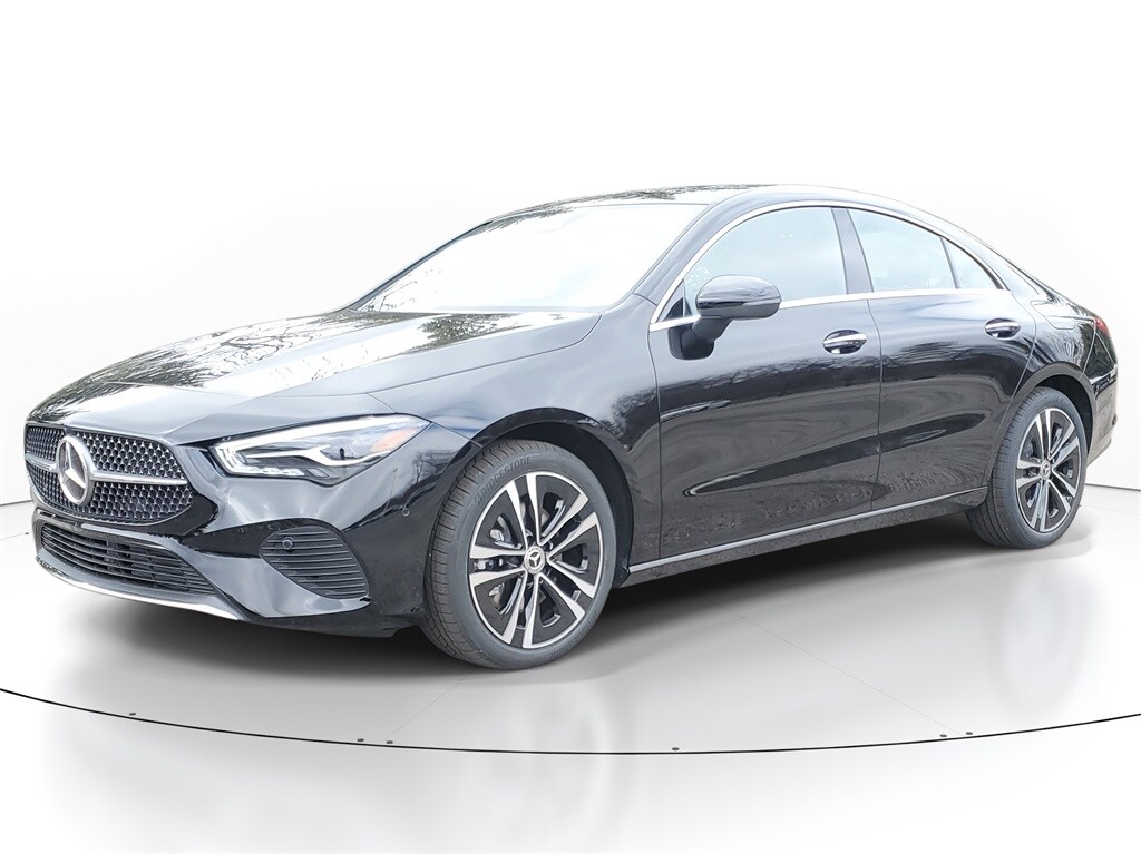 2025 Mercedes Benz CLA 250 4MATIC photo 2