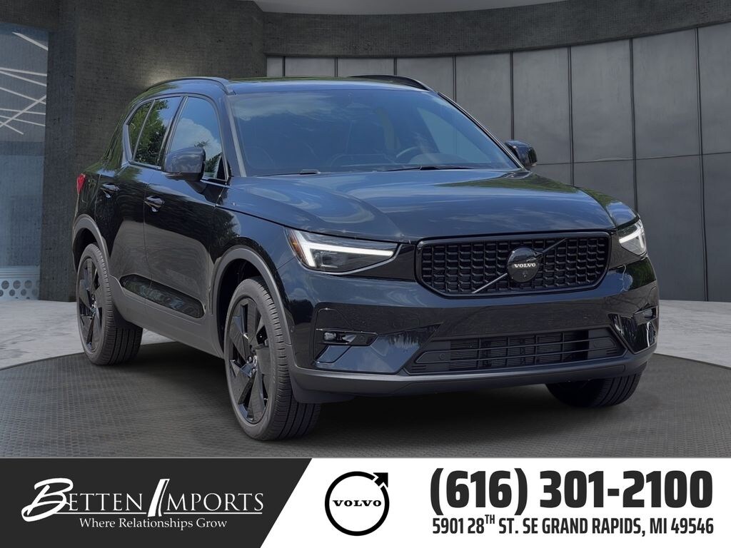 Used 2026 Volvo XC40 B5 Ultra Black Edition SUV